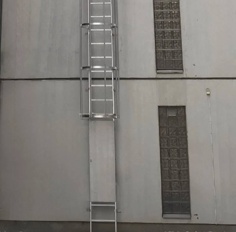 Sikringsdør/Låsbar Til Ryggvernstige